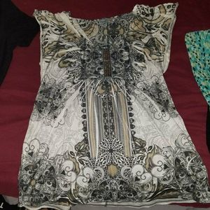 🙀Black And White Beauty